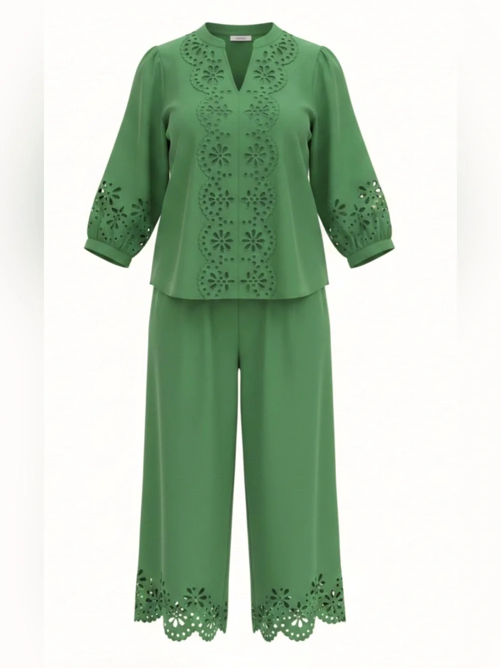 Chico’s NWT Green Eyelet Blouse & Wide Leg Pants 2 Pc Set Size 1.5 / 10